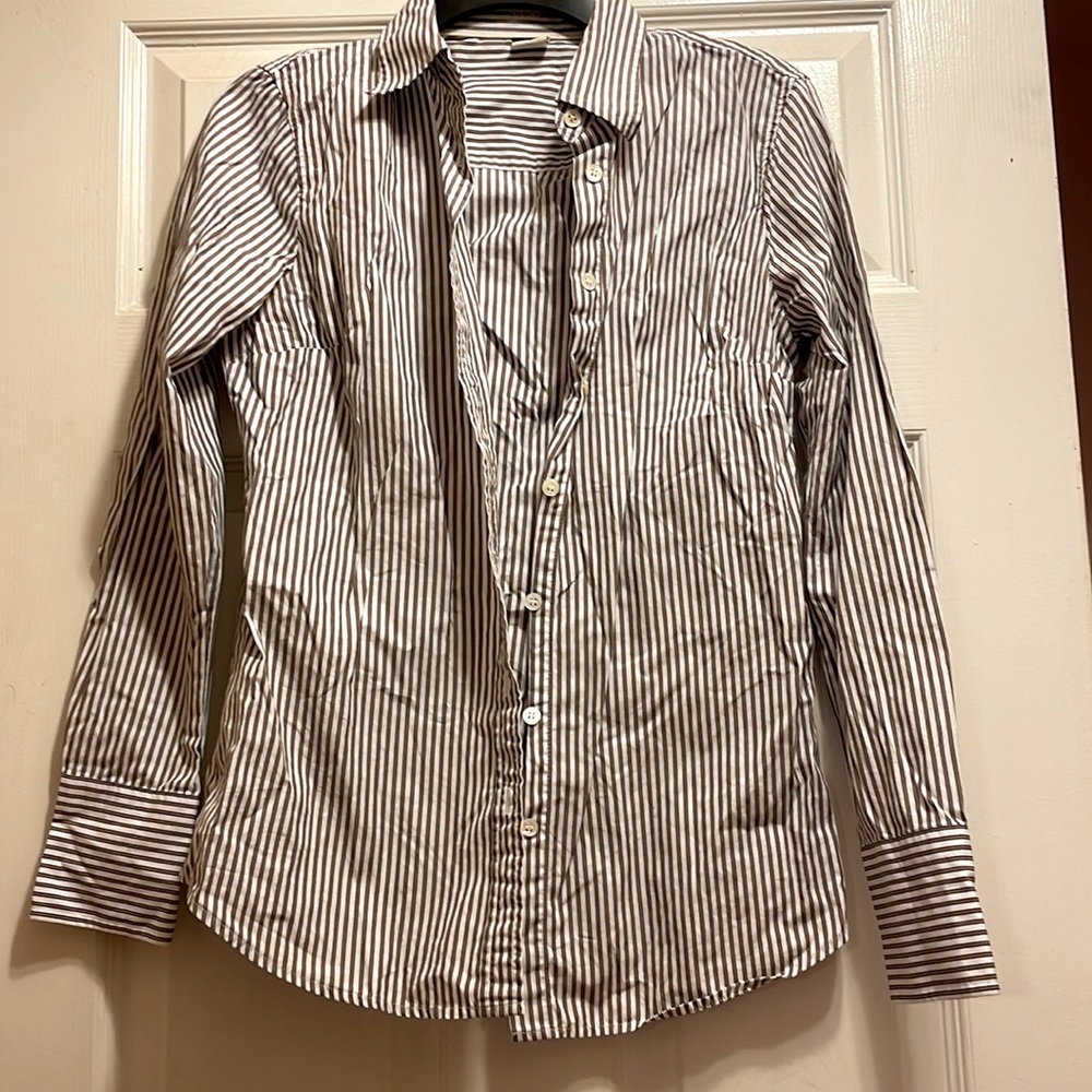 J.CREW BUTTON DIWN slim fit small